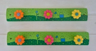 2 Perchas Infantiles Motivo Floral