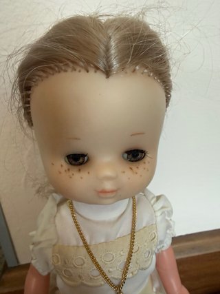 Muñeca Lesly Vintage Vestido Blanco