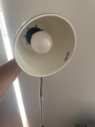 Lámpara de pie Ikea LERSTA
