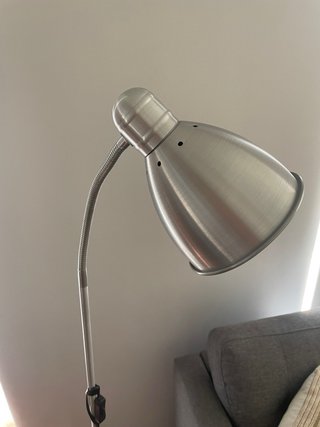 Lámpara de pie Ikea LERSTA
