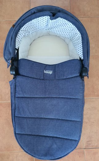 Carrito bebé con capazo