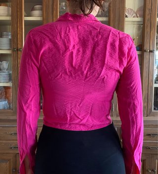 Camisa rosa manga larga fruncida