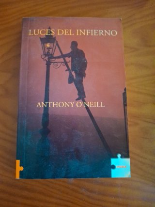 4 Libros de Bolsillo: Thriller, Misterio y Clásico