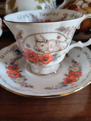 Tazza Royal Albert Taurus
