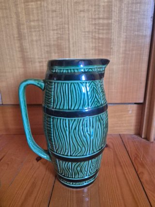 Caraffa e 6 bicchieri in ceramica