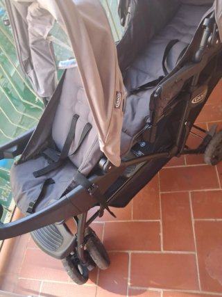 Carro gemelar Graco en buen estado