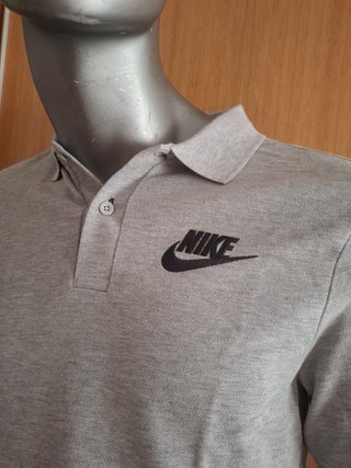 Polo Nike gris Talla S nuevo