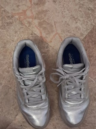 Reebok Piel Casual Plateado