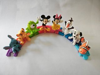 Colección completa Disney 100 Kinder