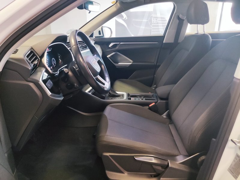 Audi Q3 2020, foto 12