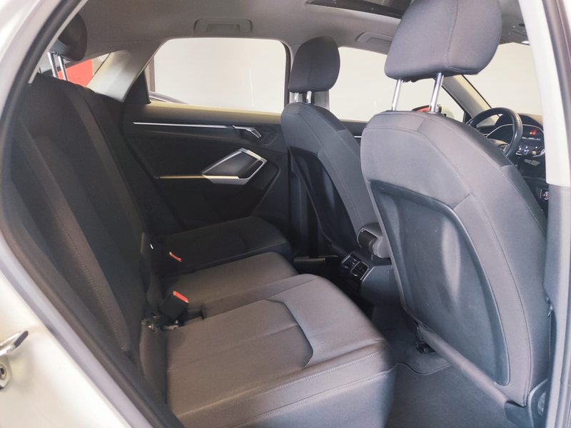 Audi Q3 2020, foto 14
