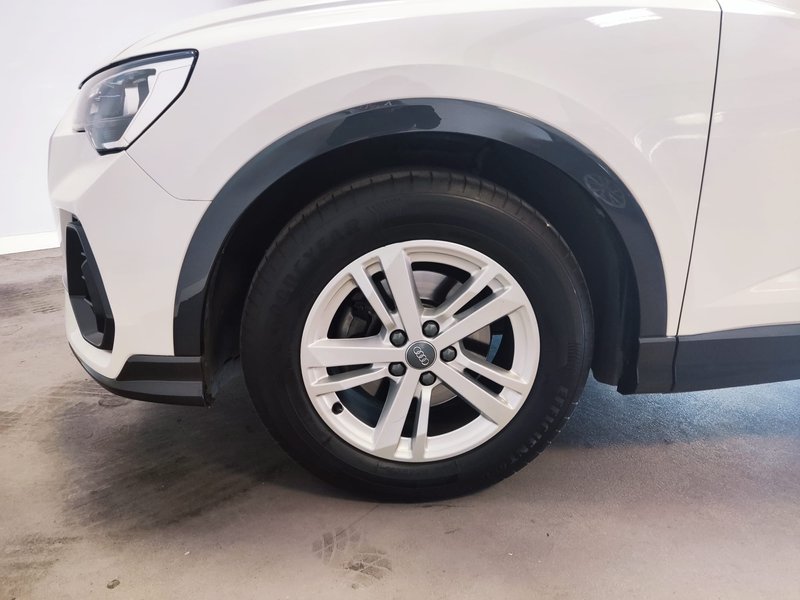 Audi Q3 2020, foto 38