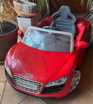 Coche de batería Audi R8 Spyder Rojo