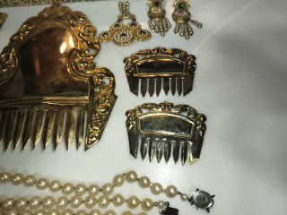 Antiguo Set Fallera Joyas y Peines Dorados