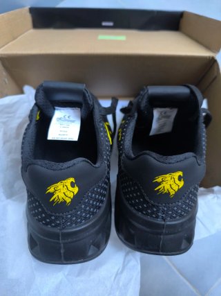 Zapatillas U-Power Matt Negras y Amarillas