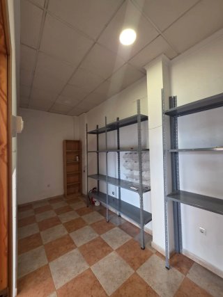 Alquilar local villanueva de la serena
