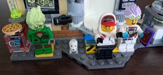 LEGO Hidden Side 70418 - Laboratorio Fantasma