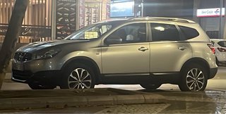 Nissan Qashqai+2 2011