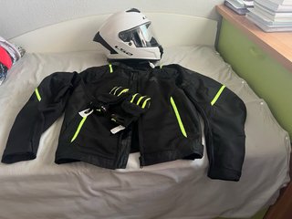 Casco Moto Bluetooth, Chaqueta y Guantes