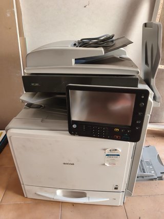 Impresora Multifunción Ricoh MP C401