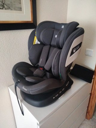Silla de coche Kikka Boo ISOFIX giratoria