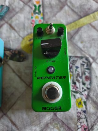 Pedales Ibanez Tube Screamer y Mooer