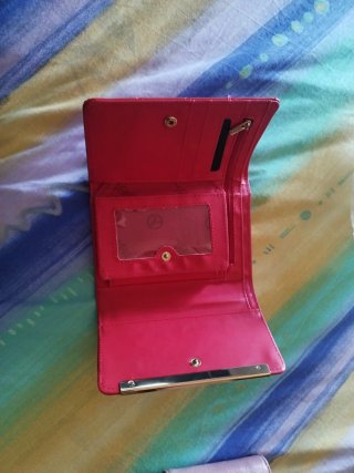 Monedero mujer rojo acolchado