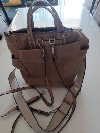 Mochila de lona marrón
