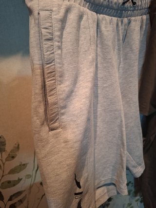 Conjunto Puma: Camiseta y Pantalón Corto