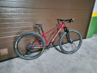 Bicicletta Specialized Chisel Rossa taglia M