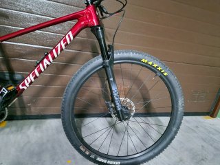 Bicicletta Specialized Chisel Rossa taglia M
