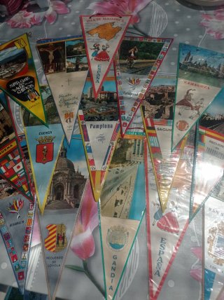 Colección Banderines 27 Ciudades Españolas Antiguo
