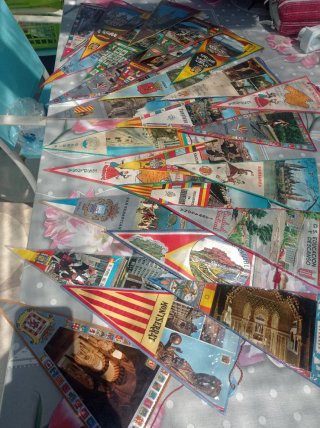 Colección Banderines 27 Ciudades Españolas Antiguo