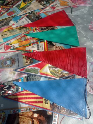Colección Banderines 27 Ciudades Españolas Antiguo