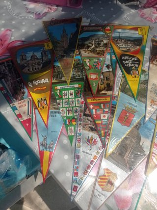 Colección Banderines 27 Ciudades Españolas Antiguo