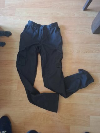 Pantalones cargo negros