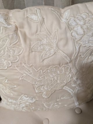 Cojín Zara Home Beige y Blanco