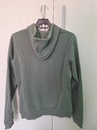 Sudadera Puma verde menta con logo rosa