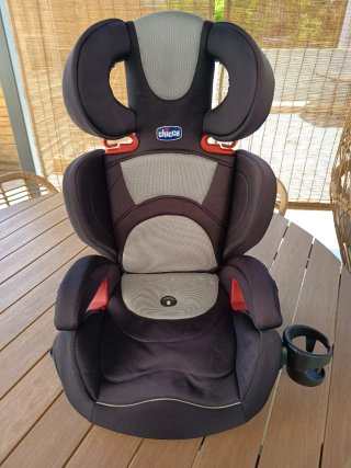 Silla coche Chicco 15-36 kg