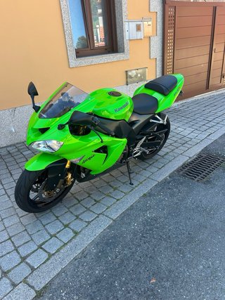 Kawasaki ZX10 2005 Verde