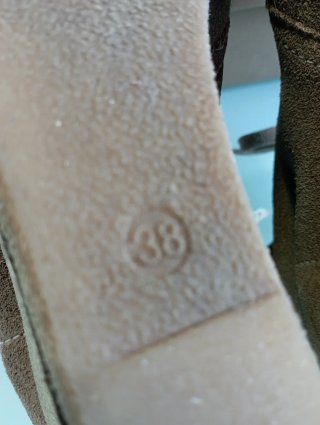 Botines cuña cordones 37