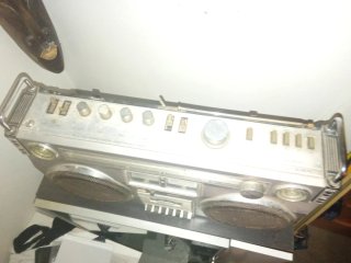 Radiocasete Crown Años 80 Plata