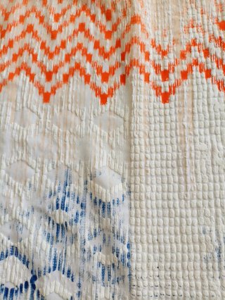 Top Zara estampado zigzag naranja y blanco