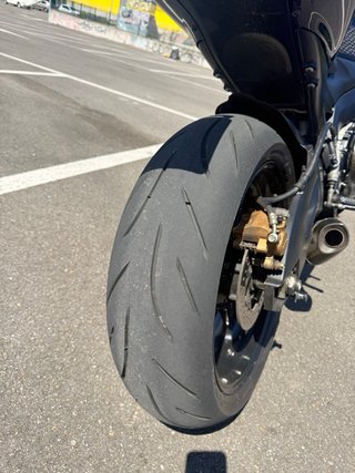 Suzuki GSXR600 K7 A2
