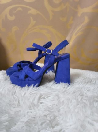 Sandalias de tacón azul