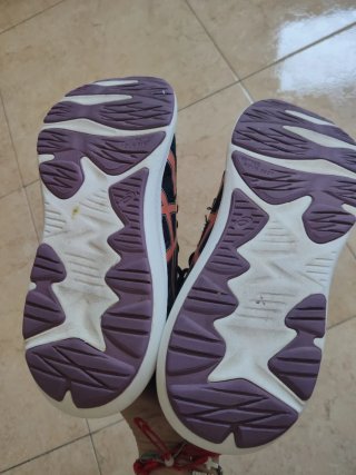 Zapatillas Asics Talla 36 Negras y Moradas