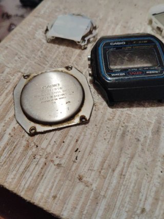 Reloj Casio F-91W made in Korea. para repuestos