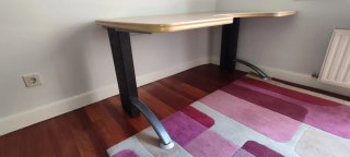 Mesa de escritorio madera y metal