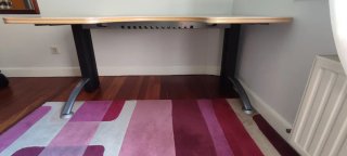 Mesa de escritorio madera y metal