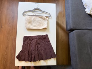 Falda Zara marrón plisada